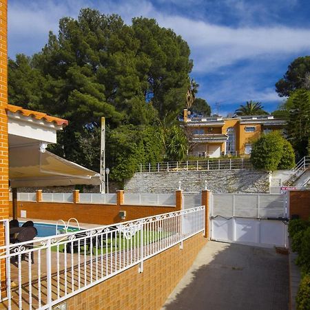 Villa Pluma Planet Costa Dorada - Only Families 살루 외부 사진